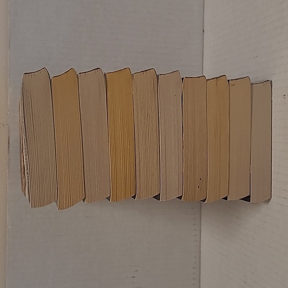 10 Large Print Love Inspired Suspense Inspirational Romance Paperback Books - Picture 15 of 16